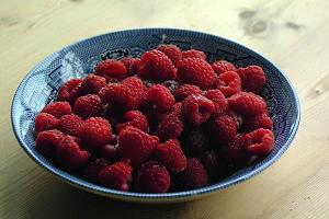 decorative dish of fruit